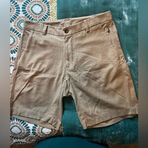 lululemon athletica Men's Khaki Golf Shorts